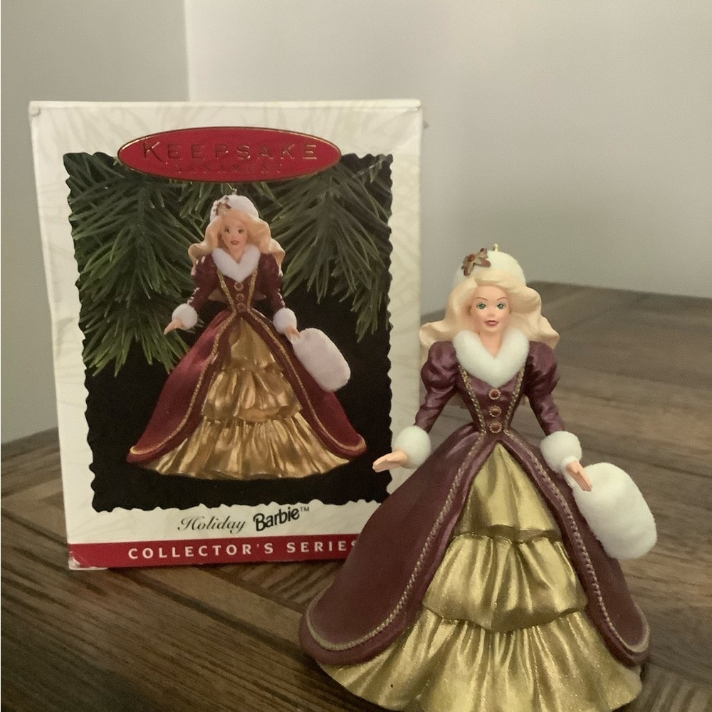 Hallmark 1996 Barbie Collectible Ornament EUC